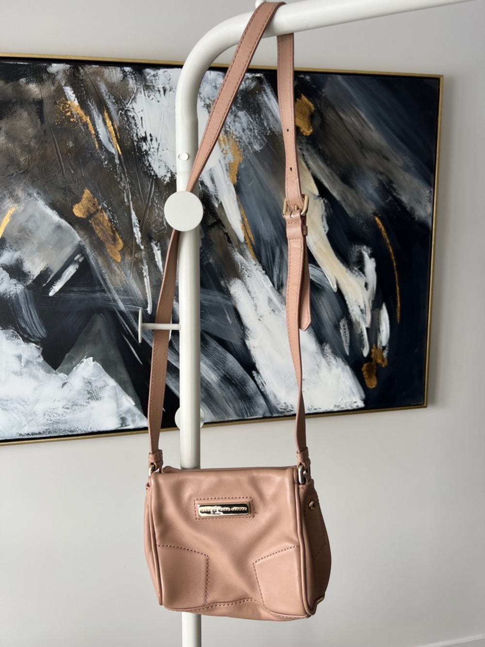 Marc Jacobs Leather Crossbody Bag - Picture 2 of 8